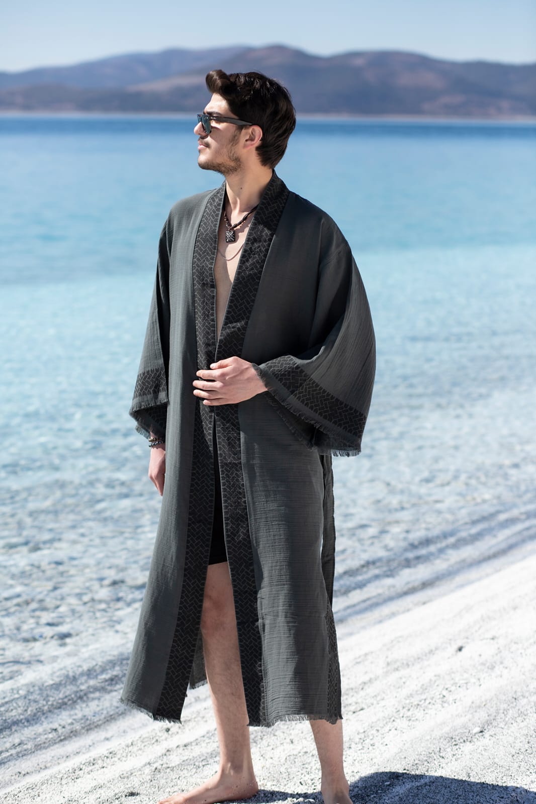 Astra Kimono - Muslin
