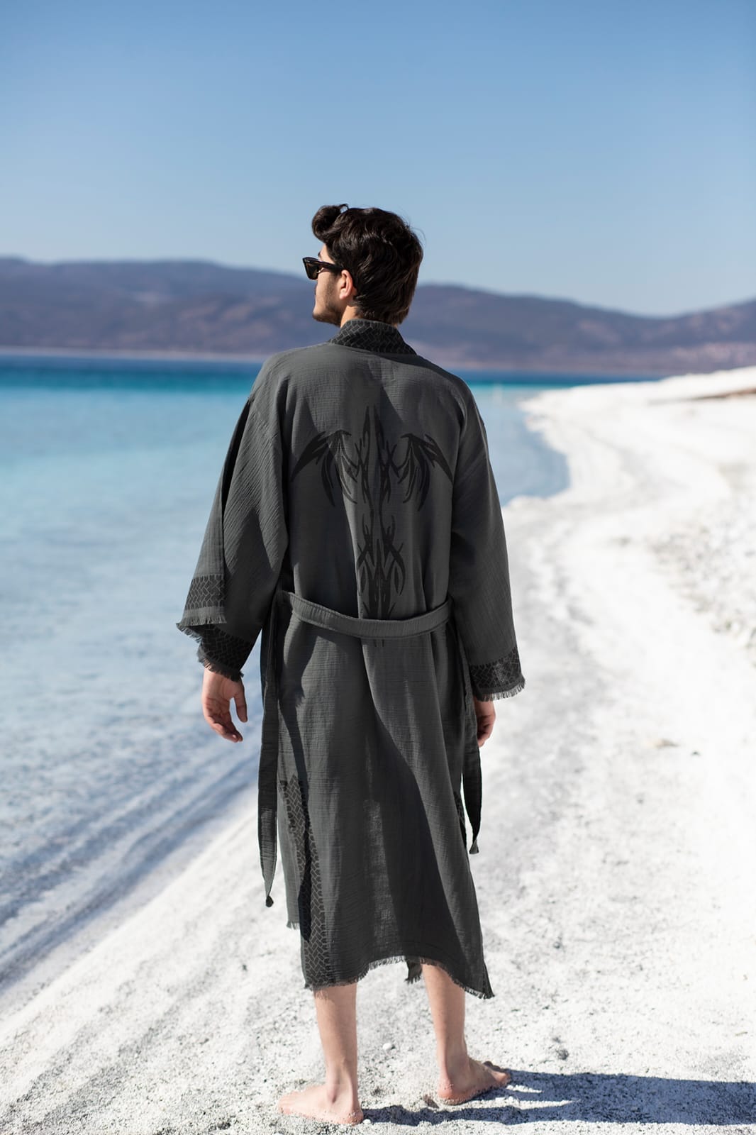 Astra Kimono - Muslin