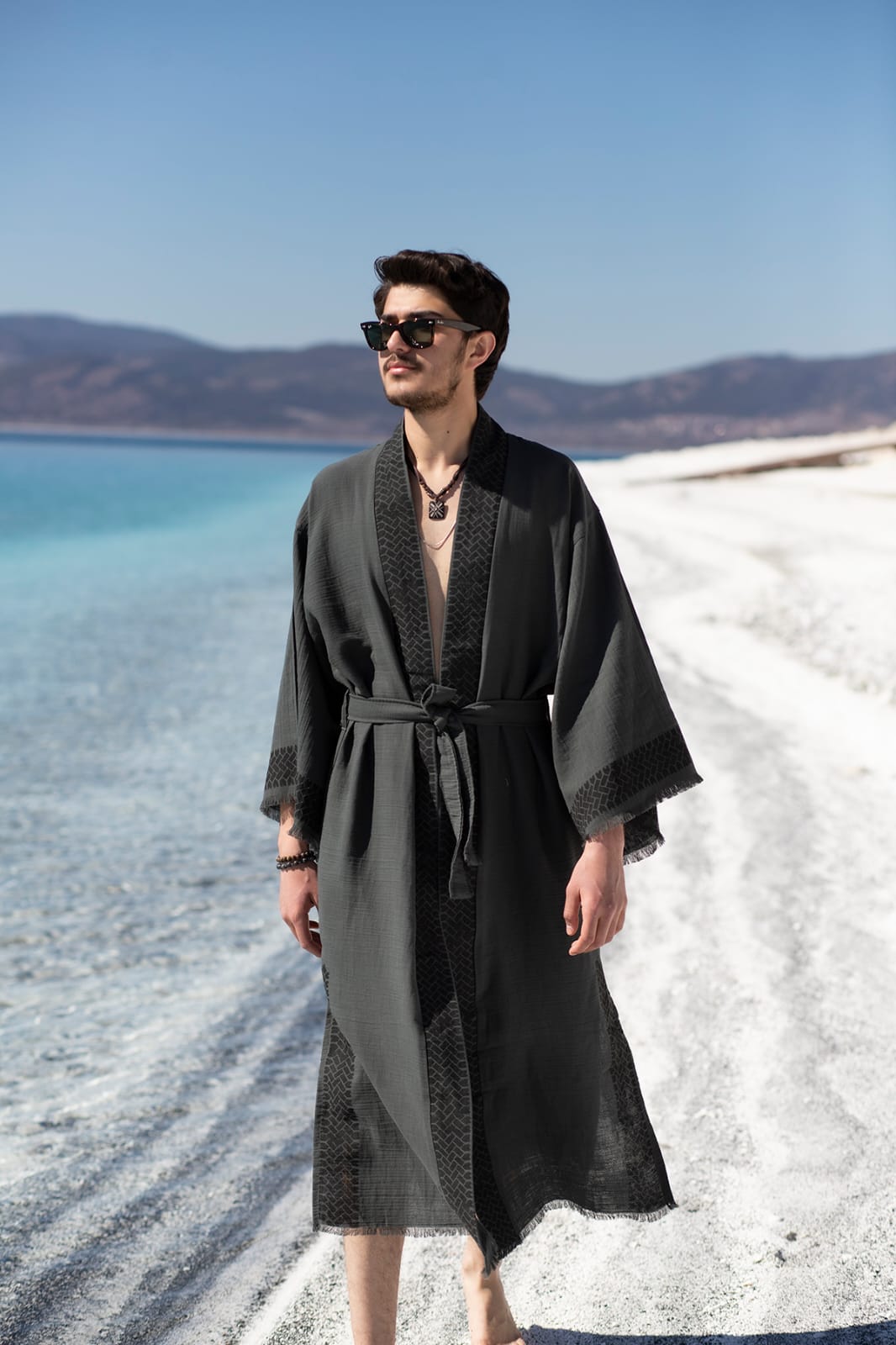 Astra Kimono - Muslin