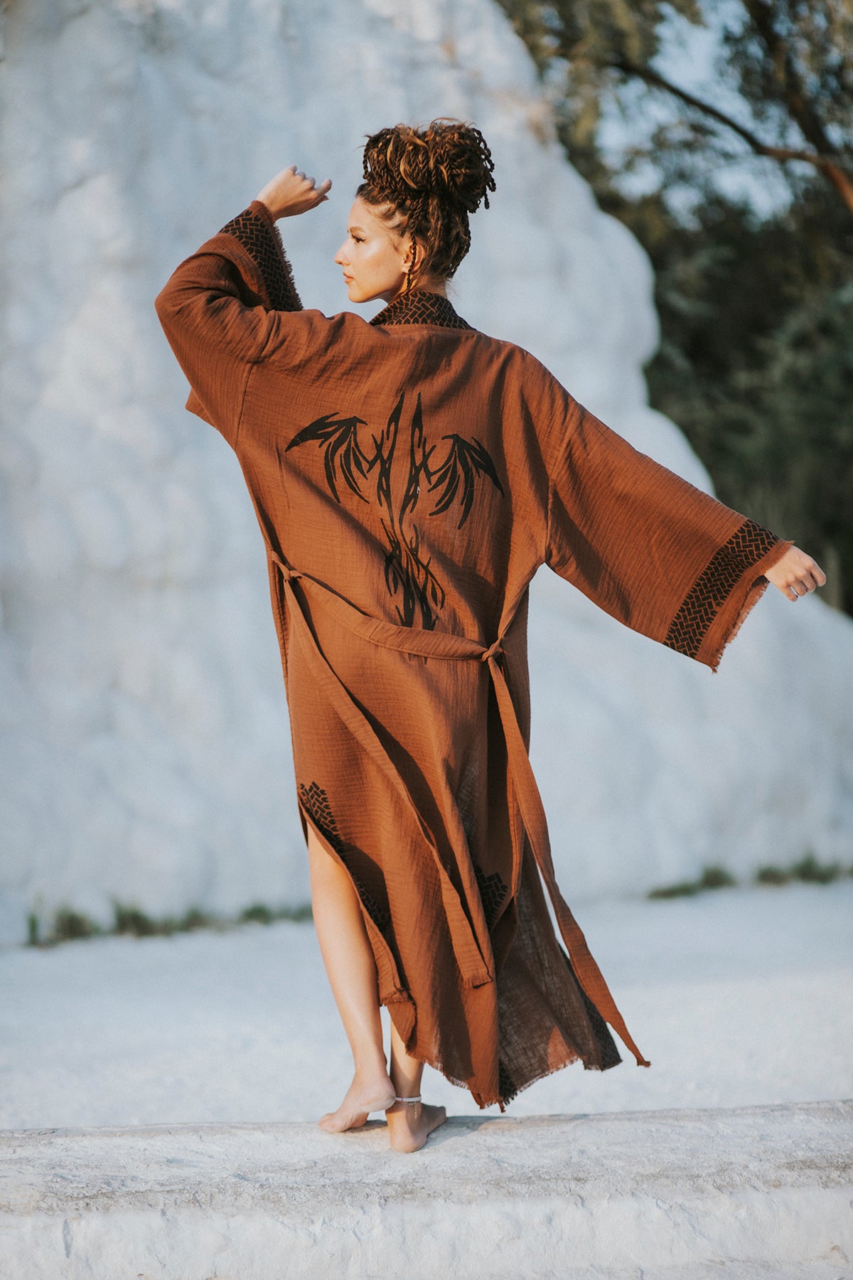 Petra Kimono - Naturally Woven, Effortlessly Worn